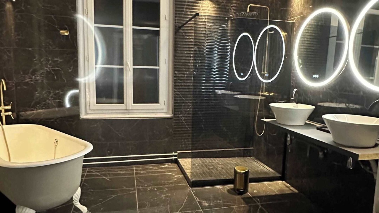 Photo of Bathroom in Veauville-les-Baons