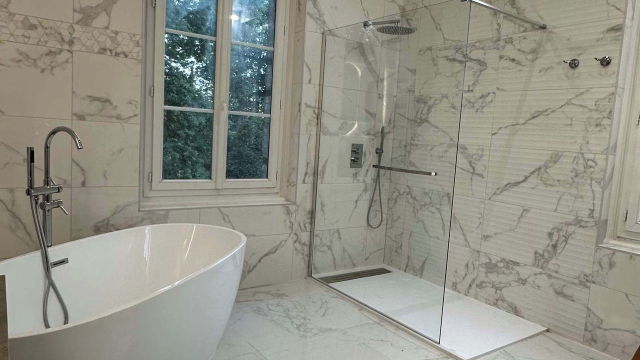 Photo of Bathroom in Veauville-les-Baons