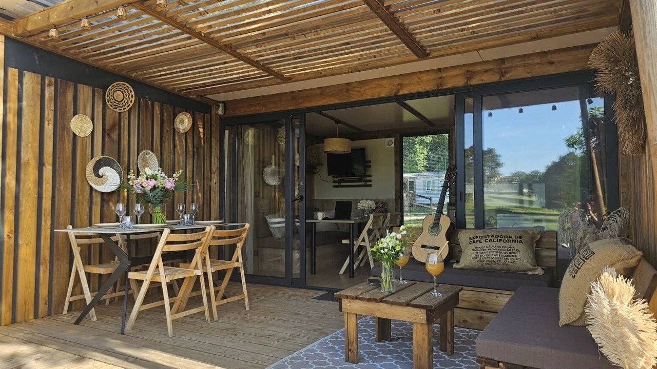 Photo of Outdoor in Douville