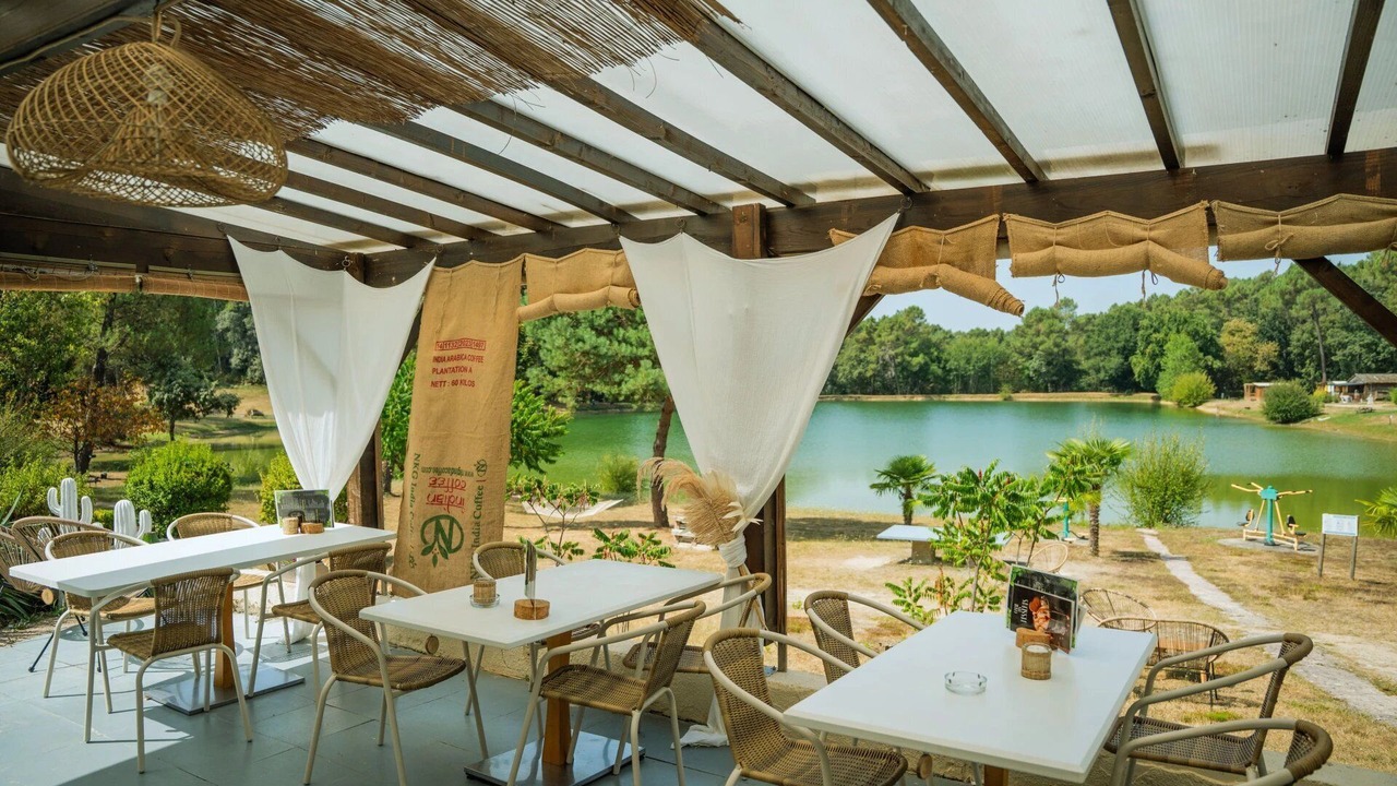 Photo of Outdoor in Douville