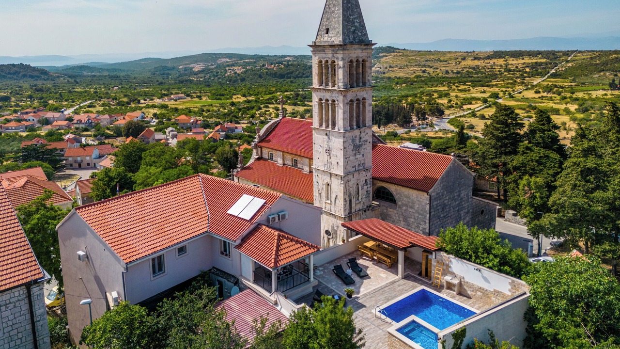 Photo of Outdoor in Nerezise