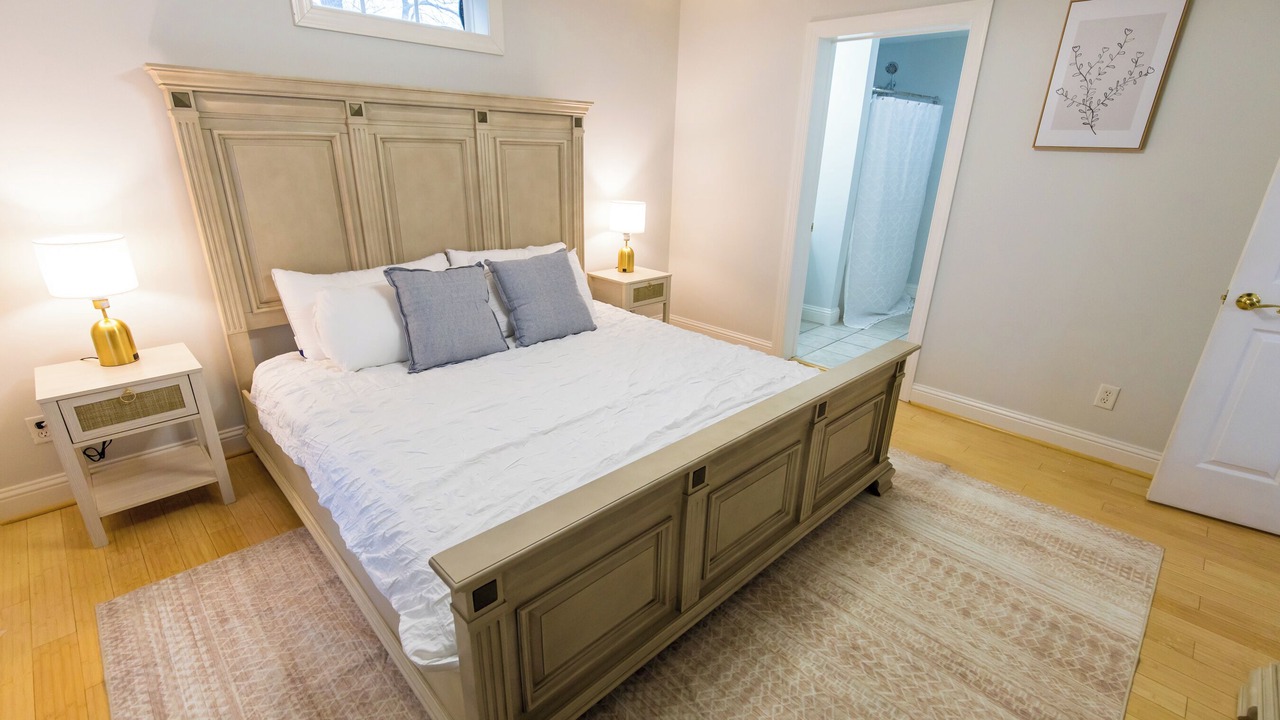 Photo of Bedroom in Lake Murray of Richland