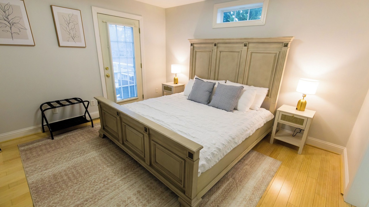 Photo of Bedroom in Lake Murray of Richland