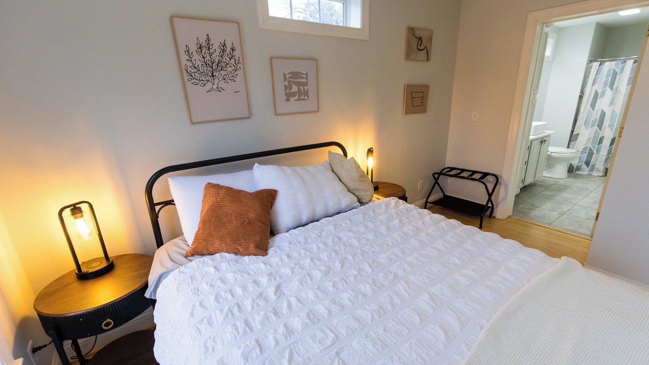 Photo of Bedroom in Lake Murray of Richland