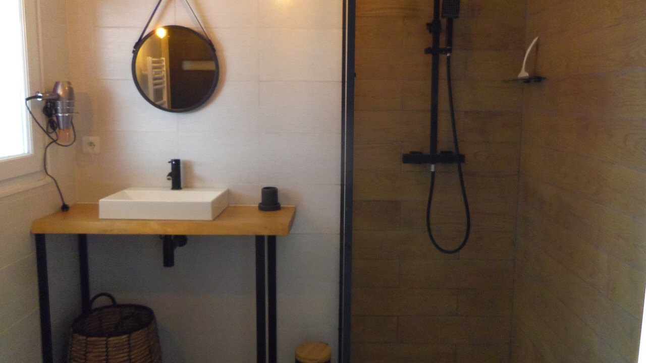 Photo of Bathroom in Piolenc