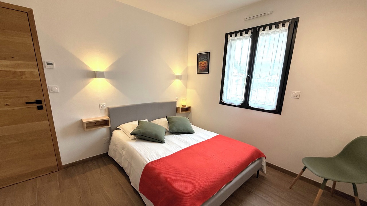 Photo of Bedroom in Salavas