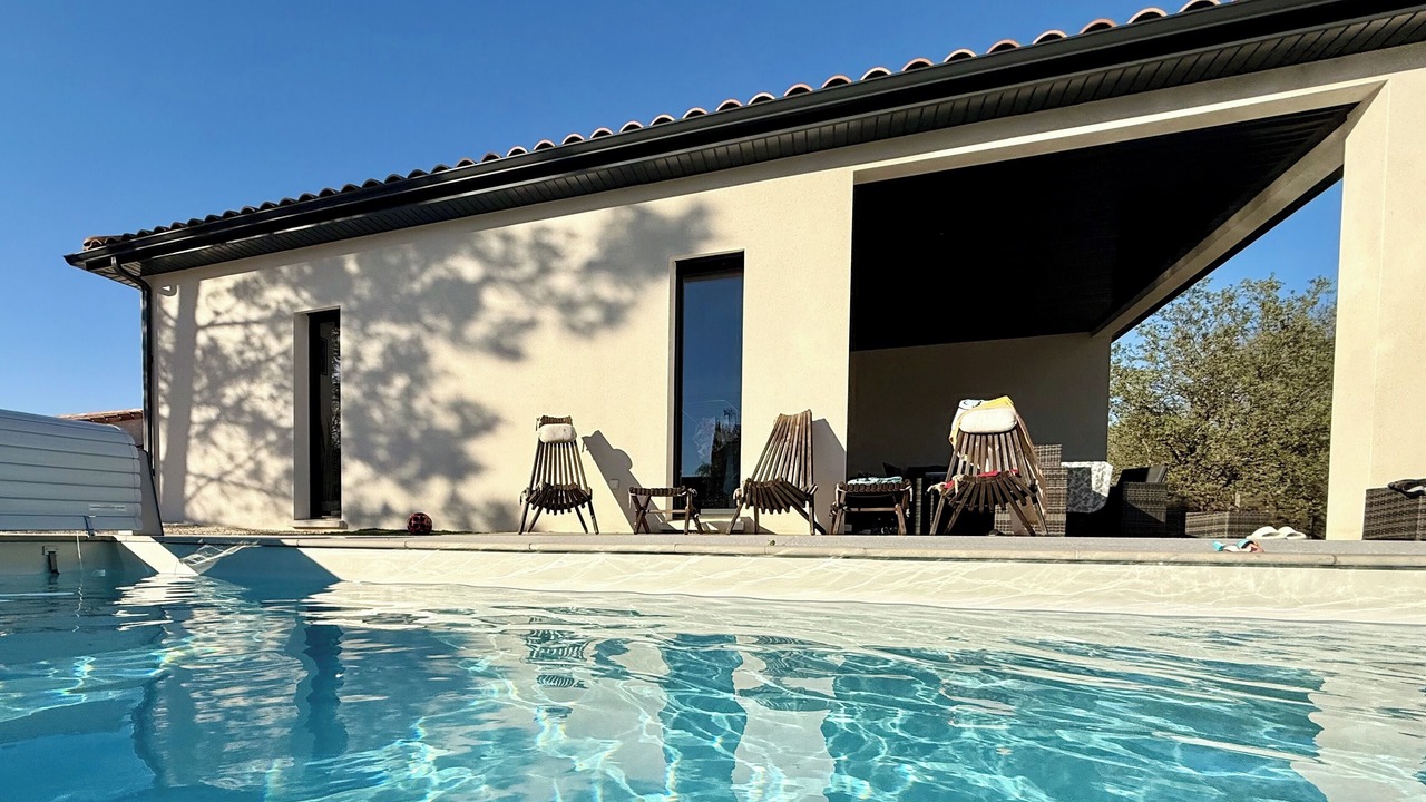 Photo of Outdoor in Salavas
