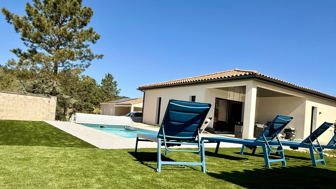 Photo of Outdoor in Salavas