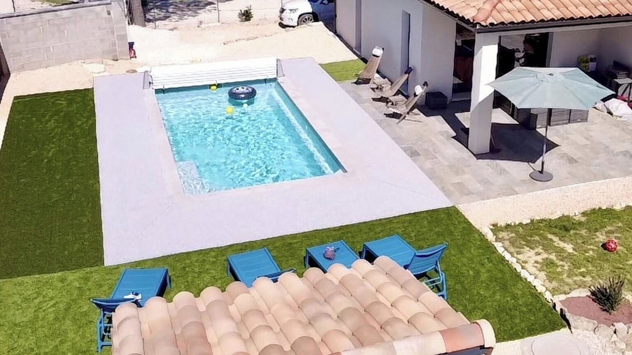 Photo of Outdoor in Salavas