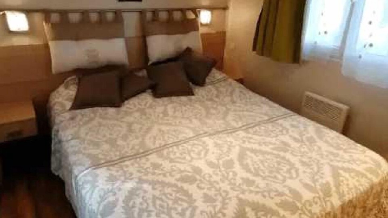 Photo of Bedroom in Castelnau-de-Guers