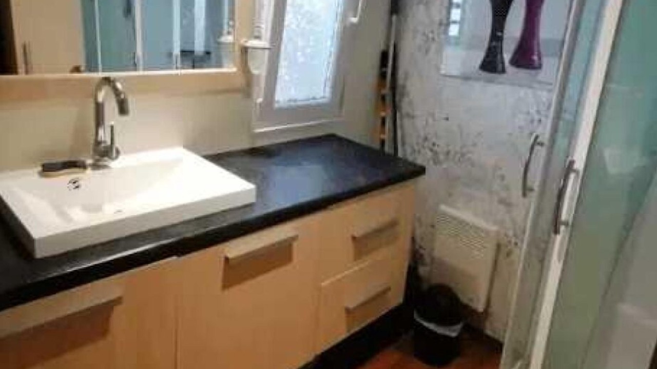 Photo of Bathroom in Castelnau-de-Guers