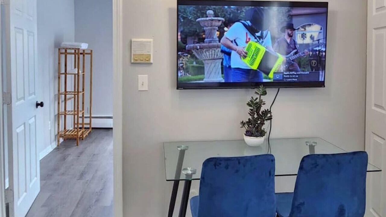 Photo of Others in Metro Center