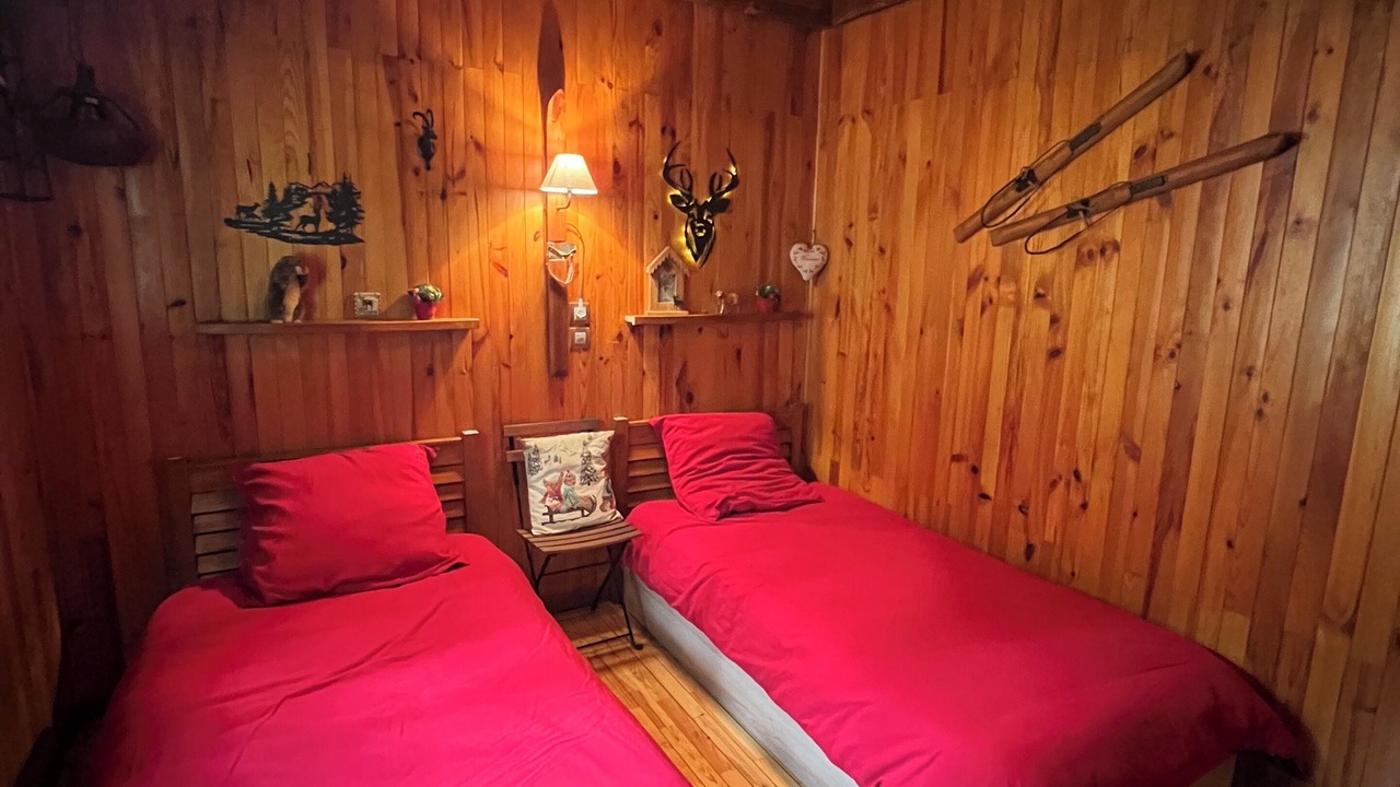 Photo of Bedroom in Allos
