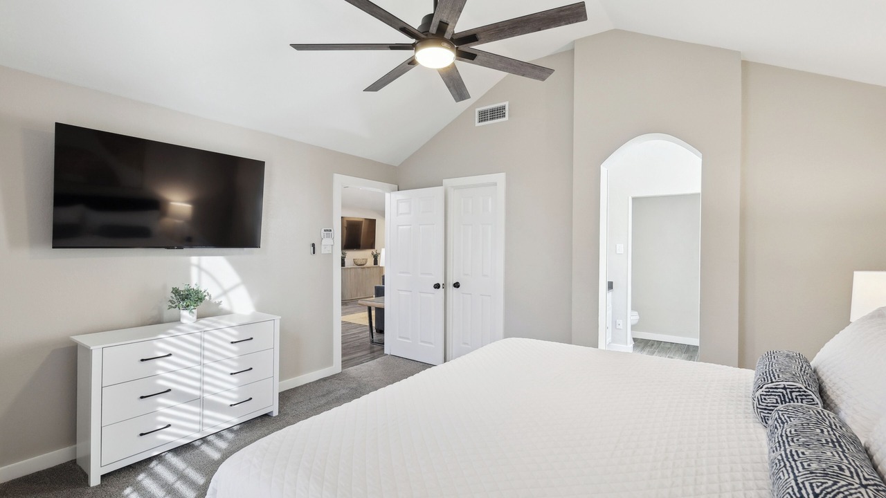 Photo of Bedroom in Lewisville