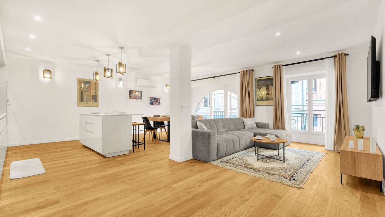 Photo of Livingroom in Capitole