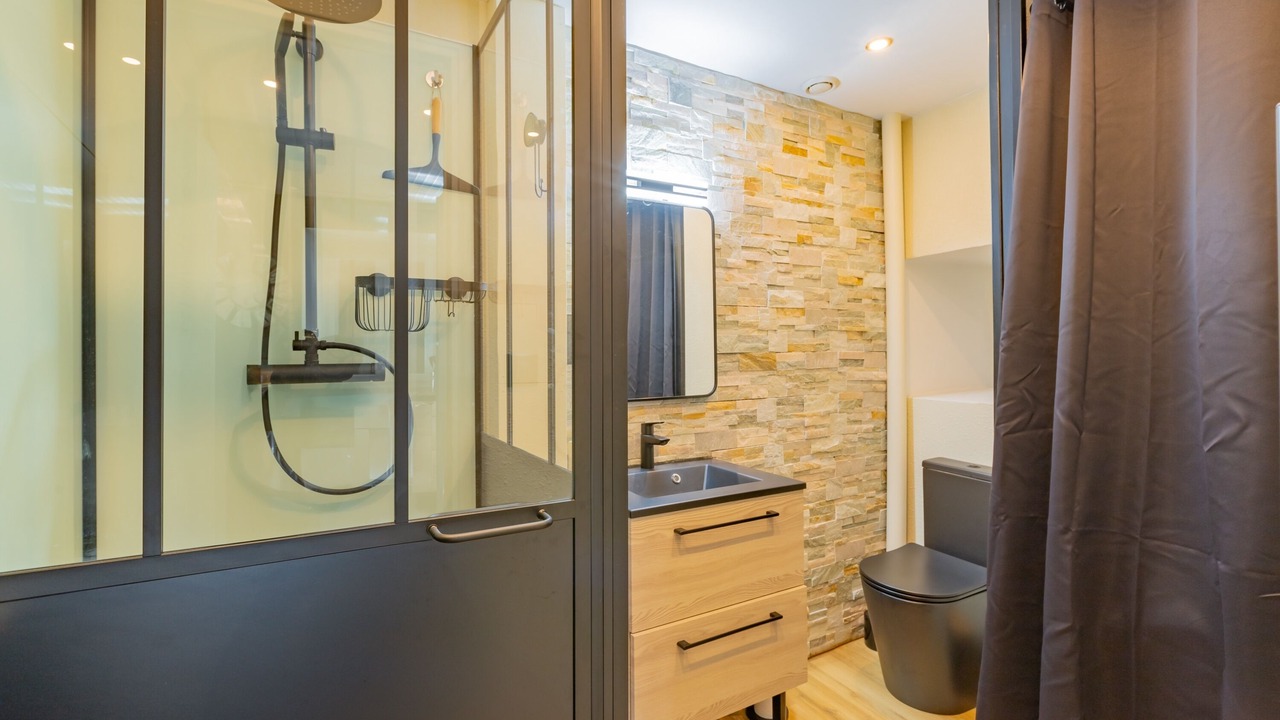 Photo of Bathroom in Ignaux