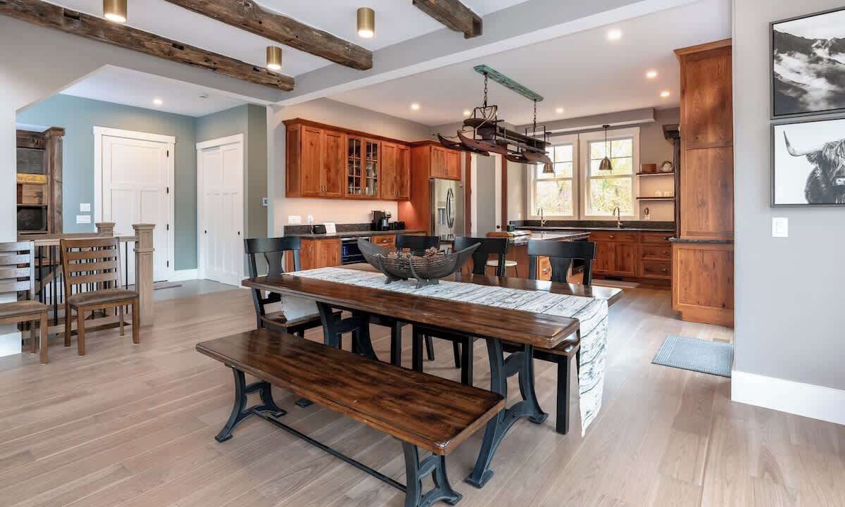 Photo of Others in Lincoln