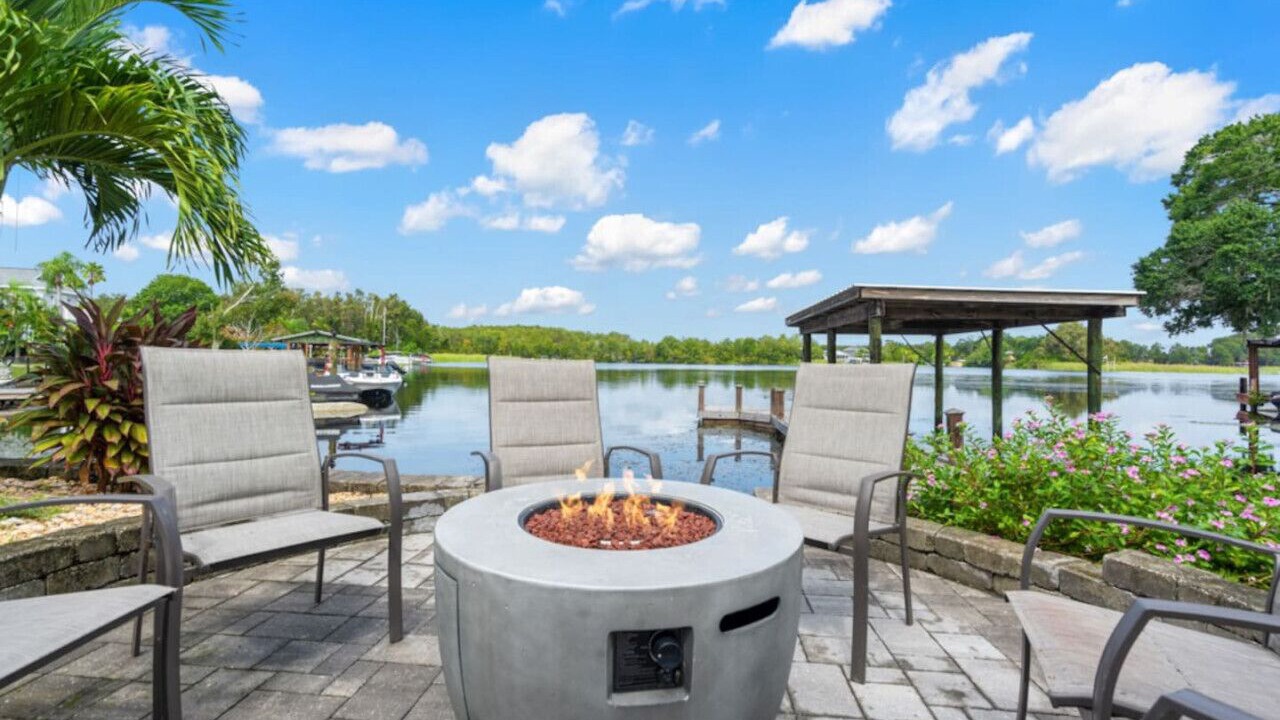 Photo of Outdoor in Lake Shore Estates
