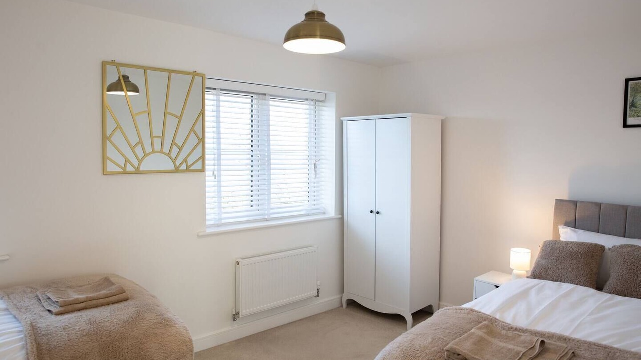 Photo of Others in Thorpe