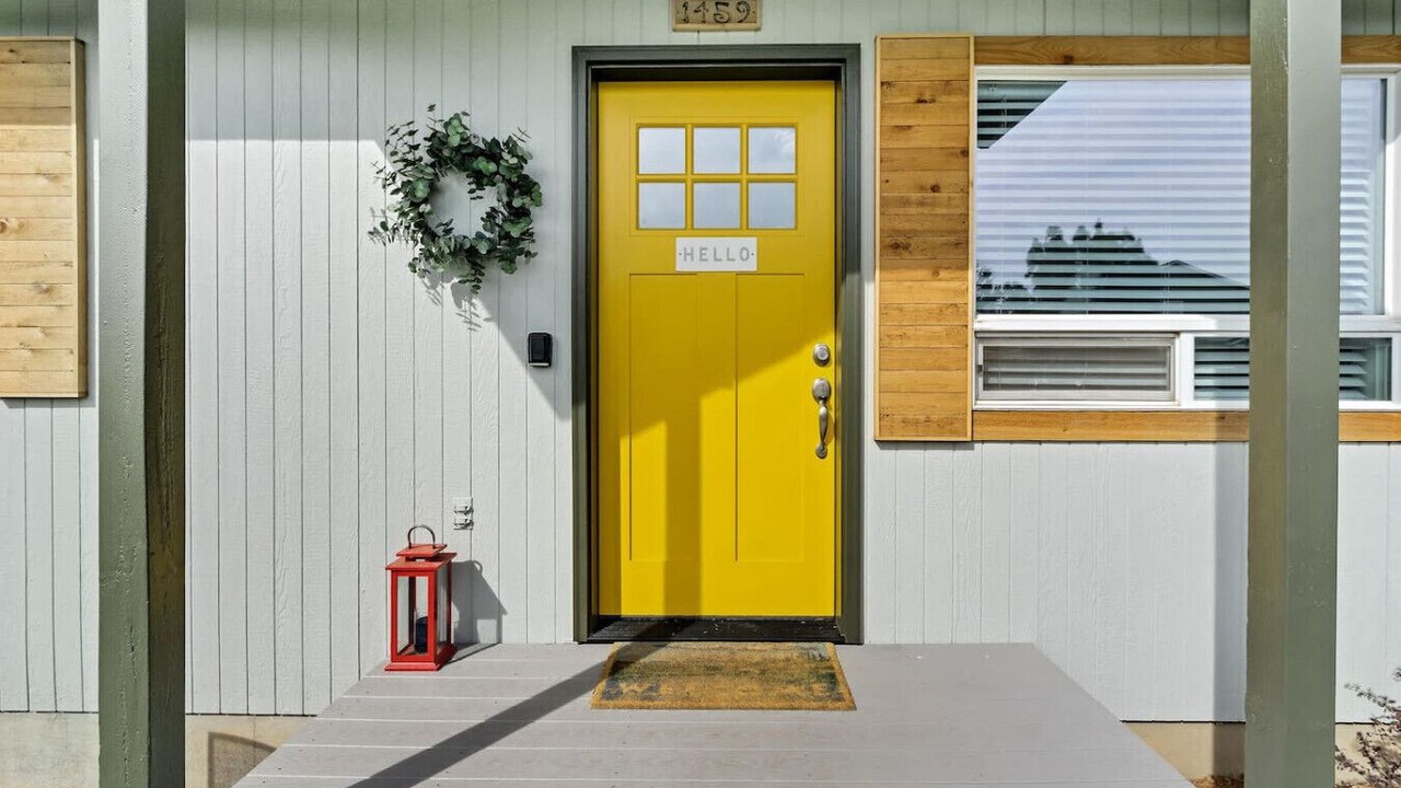 Photo of Outdoor in Mountain View District