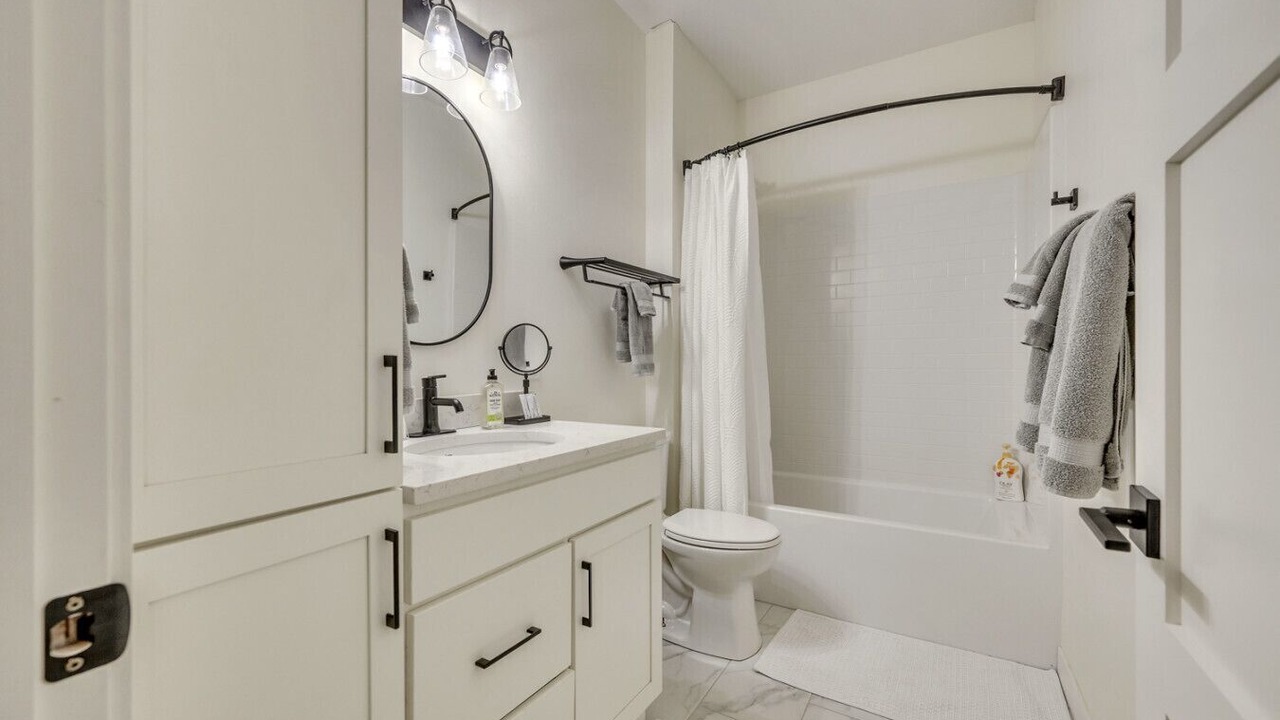 Photo of Bathroom in Arnolds Park