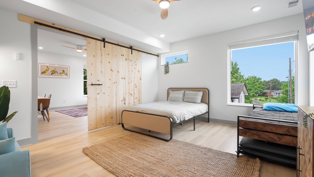 Photo of Bedroom in Charlotte Park
