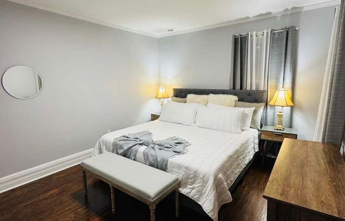 Photo of Bedroom in Utica