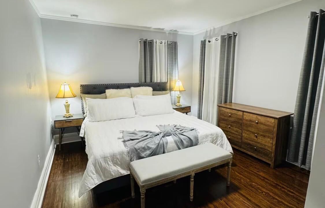Photo of Bedroom in Utica