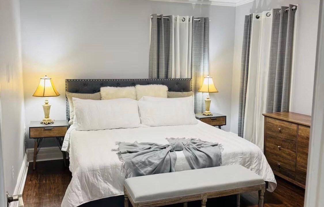 Photo of Bedroom in Utica