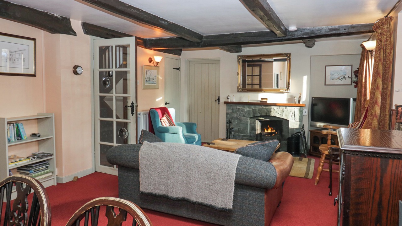 Photo of Livingroom in Bampton