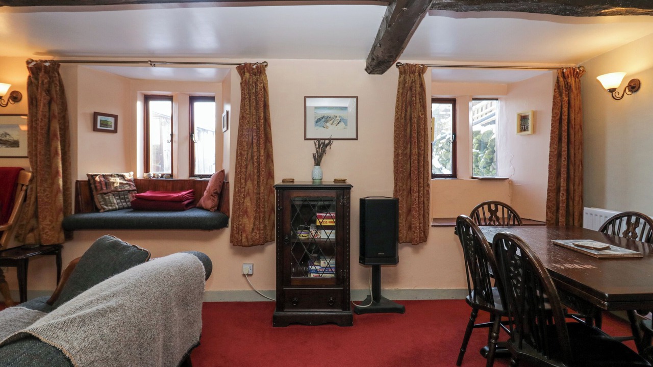 Photo of Livingroom in Bampton