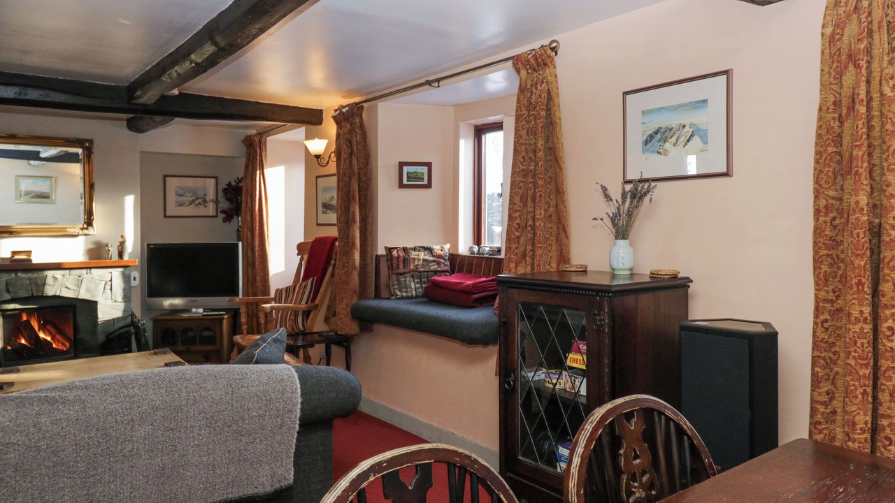 Photo of Livingroom in Bampton