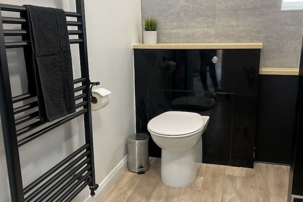 Photo of Bathroom in Wing