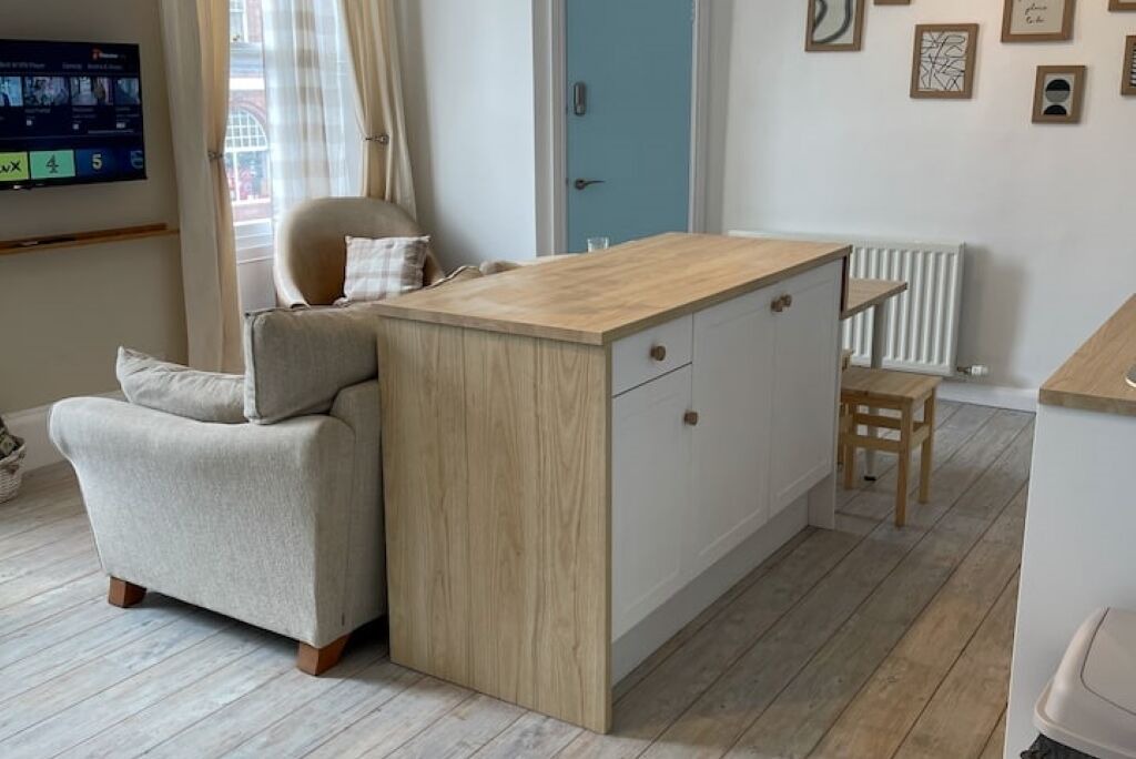 Photo of Others in Wing