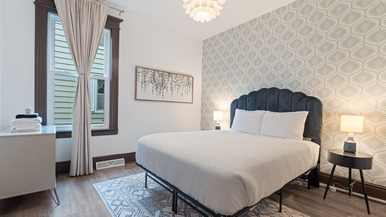 Photo of Bedroom in Westside