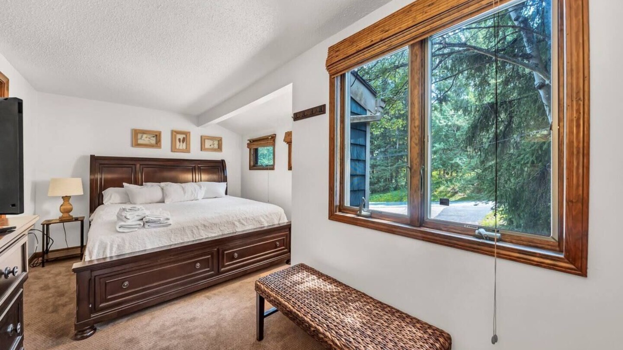 Photo of Bedroom in Ellicottville