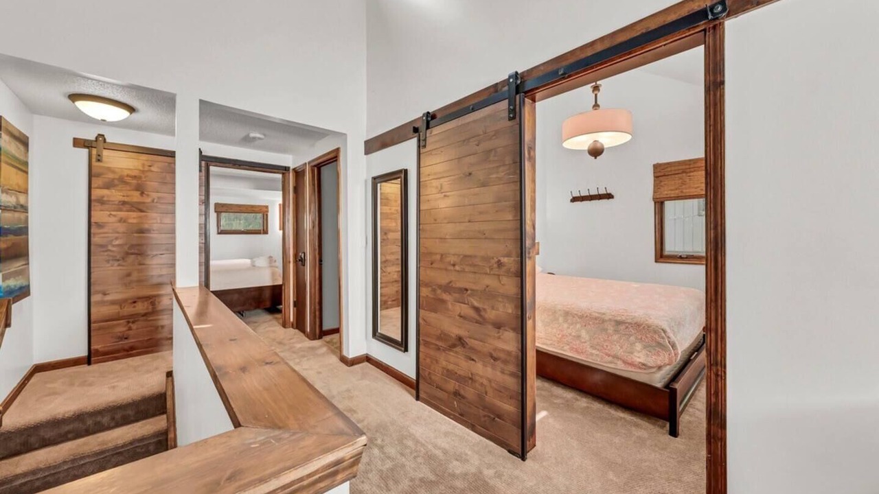 Photo of Bedroom in Ellicottville