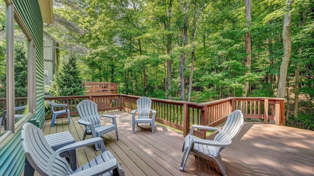 Photo of Patio Balcony in Ellicottville