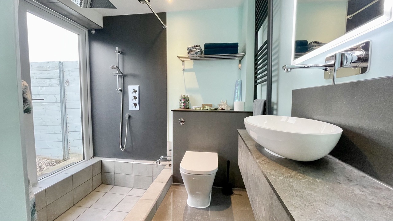 Photo of Bathroom in Seahouses