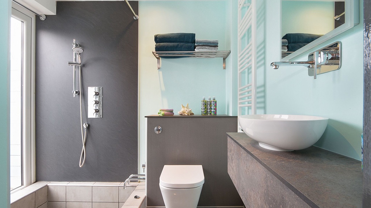 Photo of Bathroom in Seahouses