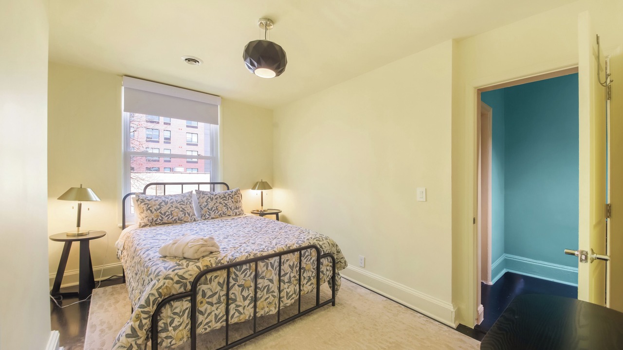 Photo of Bedroom in McGinley Square
