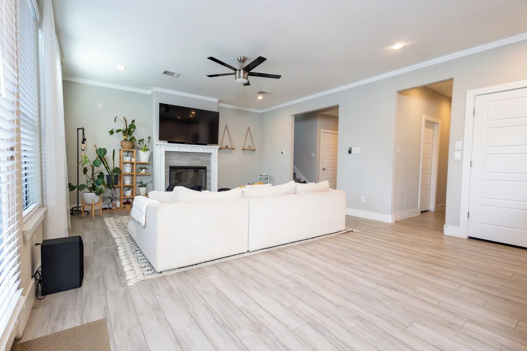 Photo of Livingroom in West Dallas