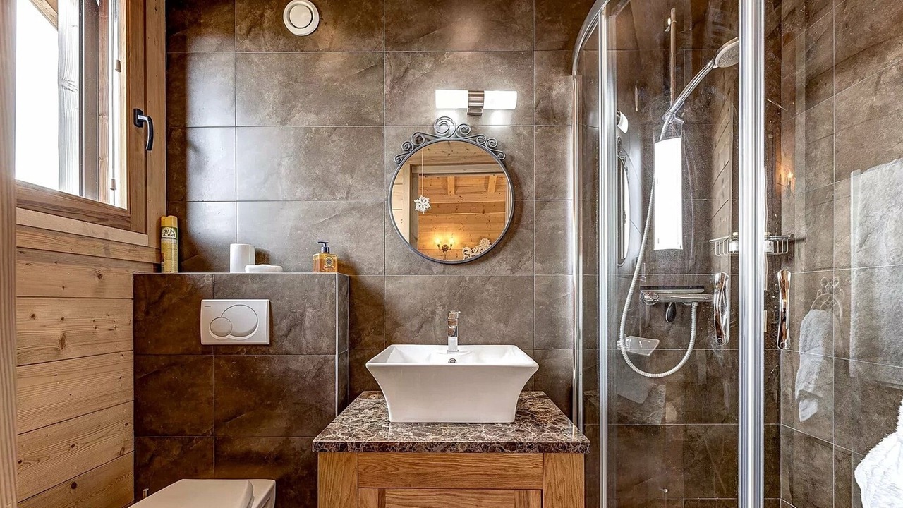 Photo of Bathroom in Cluses