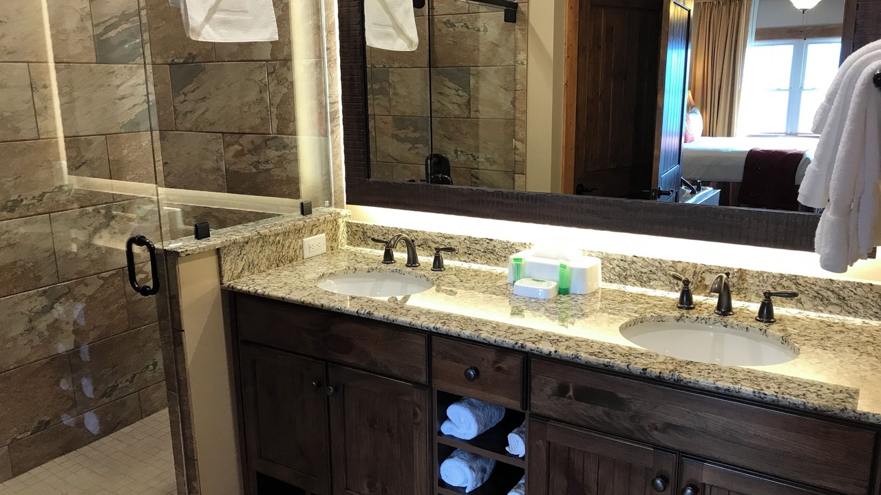 Photo of Bathroom in Branson