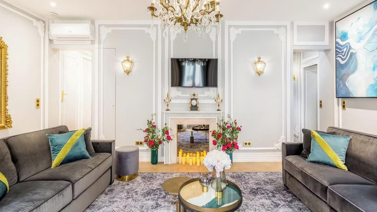 Photo of Livingroom in Saint-Merri