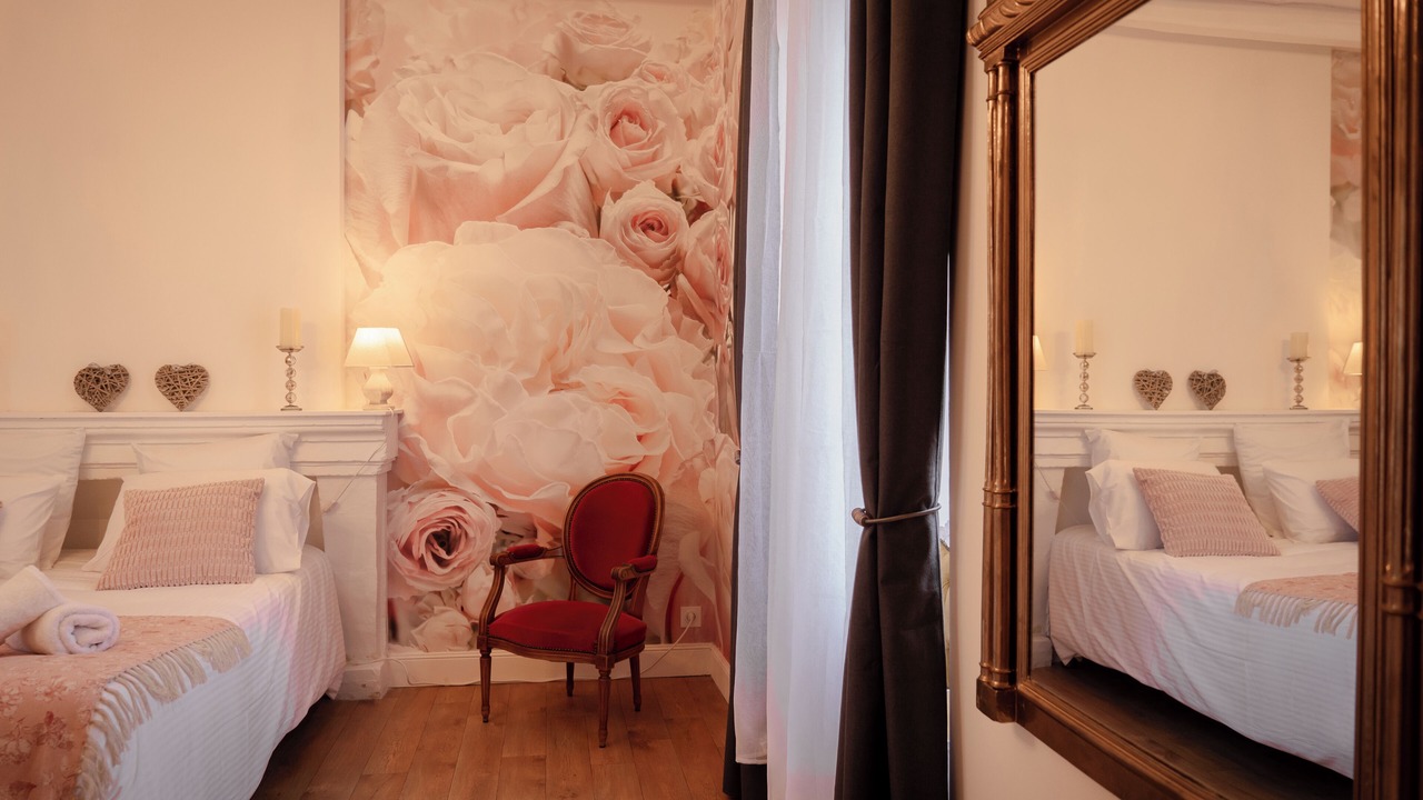 Photo of Bedroom in Saint-Jean-des-Mauvrets