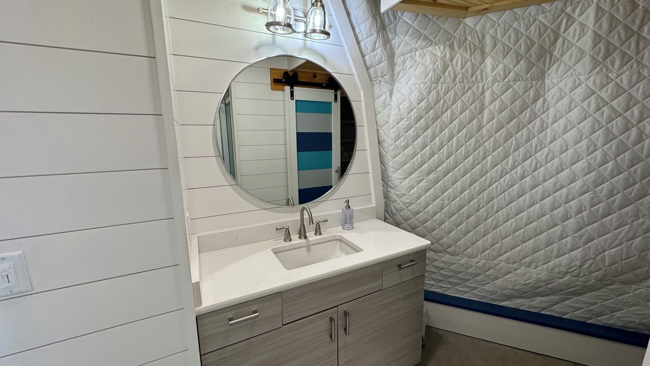 Photo of Bathroom in Ashland