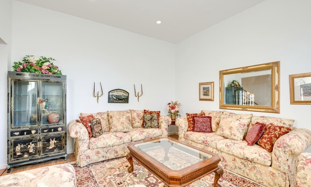 Photo of Livingroom in Mount Desert