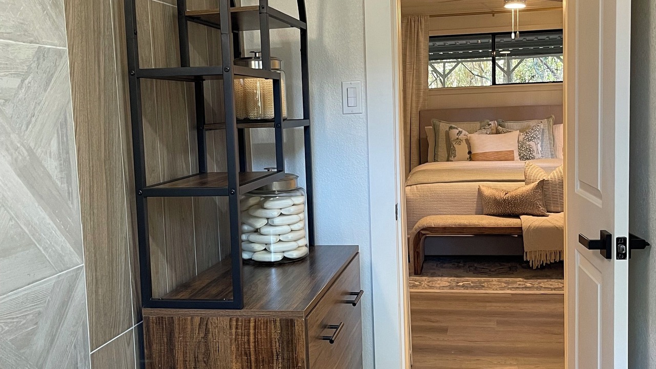 Photo of Bedroom in Panorama Village