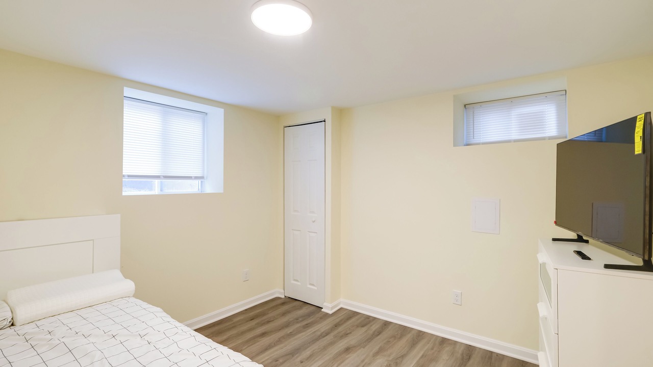 Photo of Bedroom in Wheaton-Glenmont